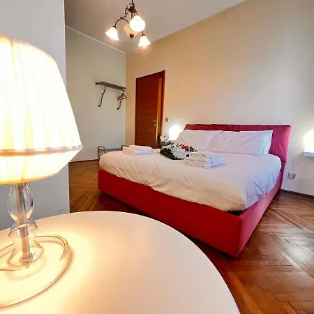 Sky A Due Passi Dalla Stazione * 科莱尼奥