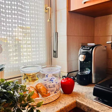 Sky A Due Passi Dalla Stazione 公寓 *